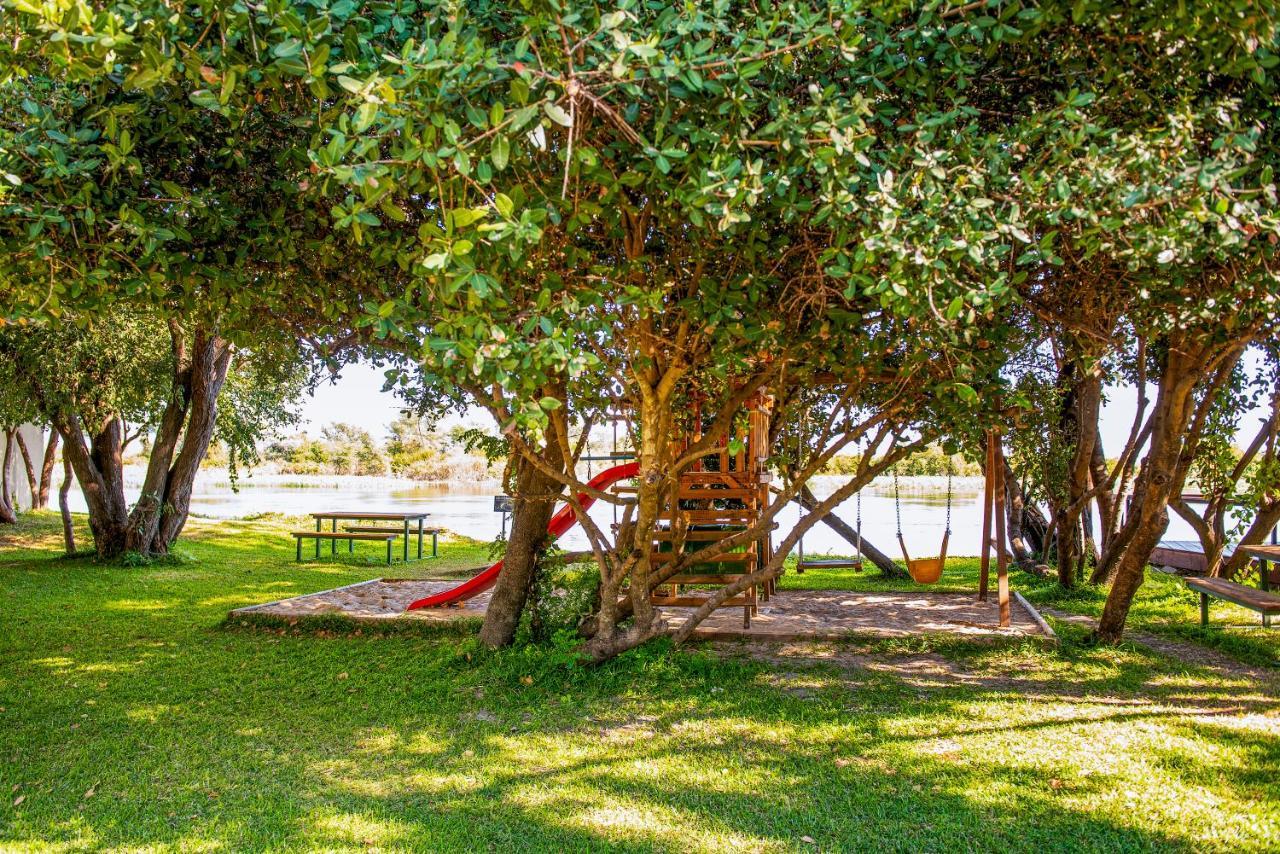 Отель Zambezi Mubala Camp Катима-Мулило Экстерьер фото